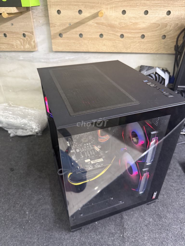 Thanh lý PC I3-10105F 8GB 240GB RX 570 4GB. Mua bán Máy tính để bàn tại Quận Bình Tân Tp Hồ Chí Minh được đăng bởi PC1987 hình 1
