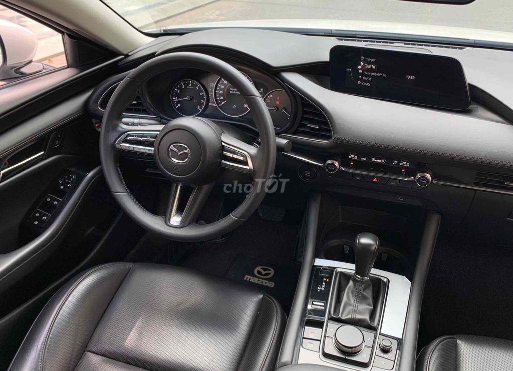 Mazda 3 Luxury 2023 odo 2,2vkm giá hợp lý. Mua bán Ô tô tại Thành phố Thủ Dầu Một Bình Dương được đăng bởi Tín hình 11