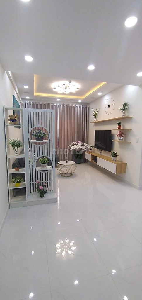 Аренда · 2 комн. · 72 м² · Quận 8, ул. Phạm Thế Hiển