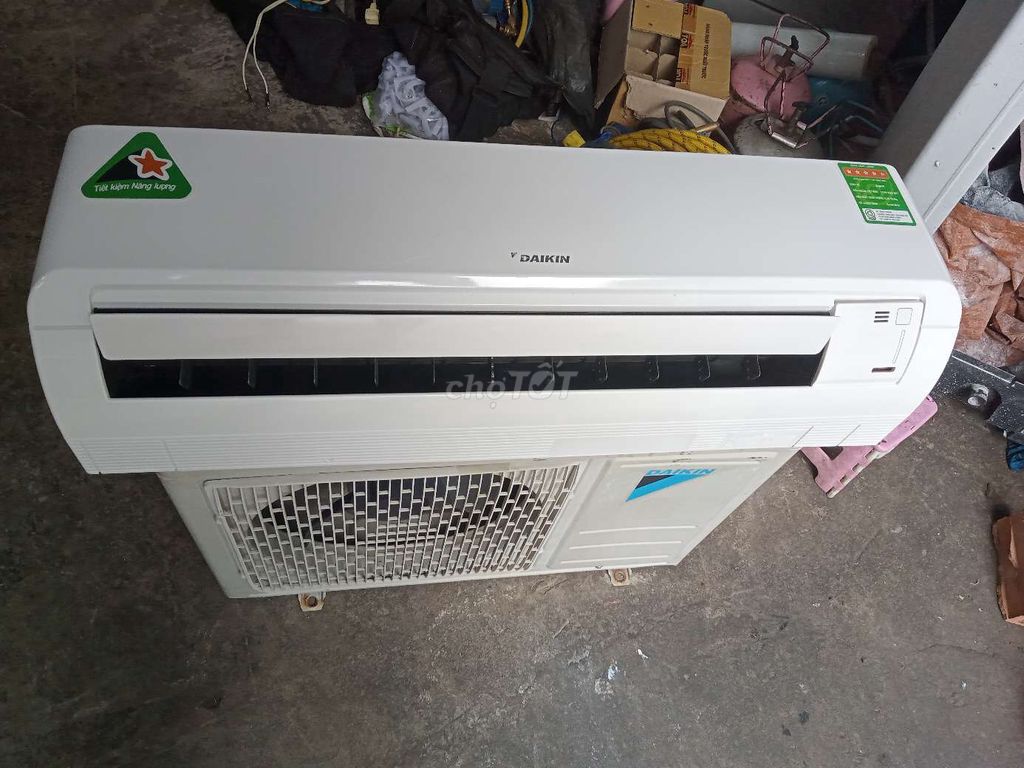 Máy lạnh Daikin 1.5hp hàng thùng zin!