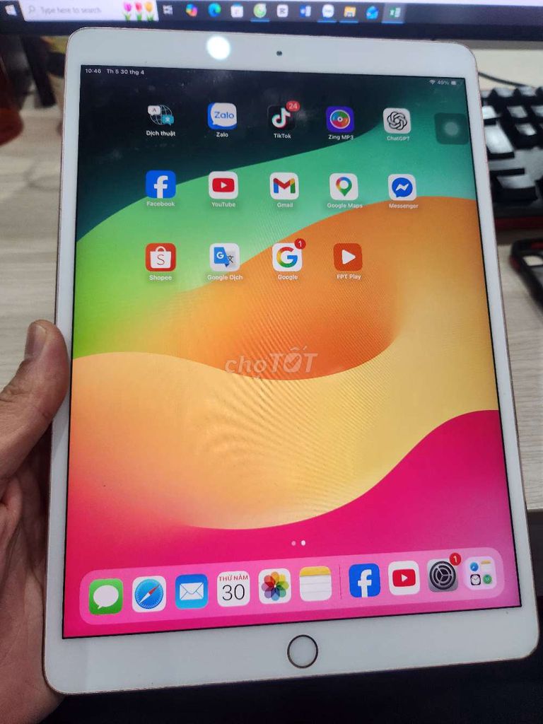 Apple iPad Pro 10.5 64GB Vàng hồng. Mua bán Máy tính bảng tại Thành phố Ninh Bình Ninh Bình được đăng bởi vu huy hình 1
