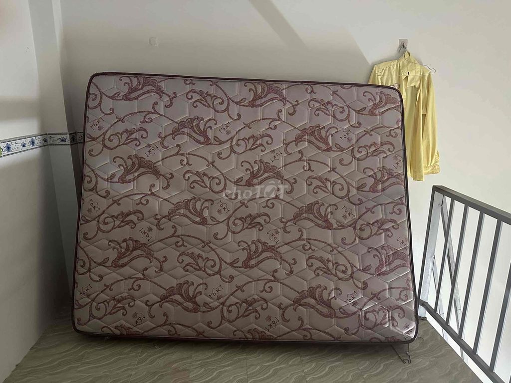 Nệm lò xo 1m6 x 2m Còn mới. Mua bán Giường, chăn ga gối nệm tại Quận Cái Răng Cần Thơ được đăng bởi Nguyễn Văn Hoài Linh hình 1