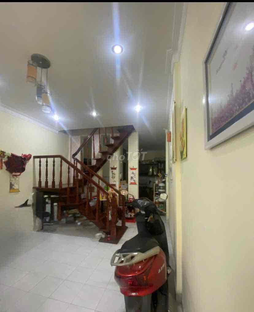 Chính Chủ Cho Thuê Nhà Nguyễn Trung Trực Bình Thạnh Giá 11,7tr TL LH E