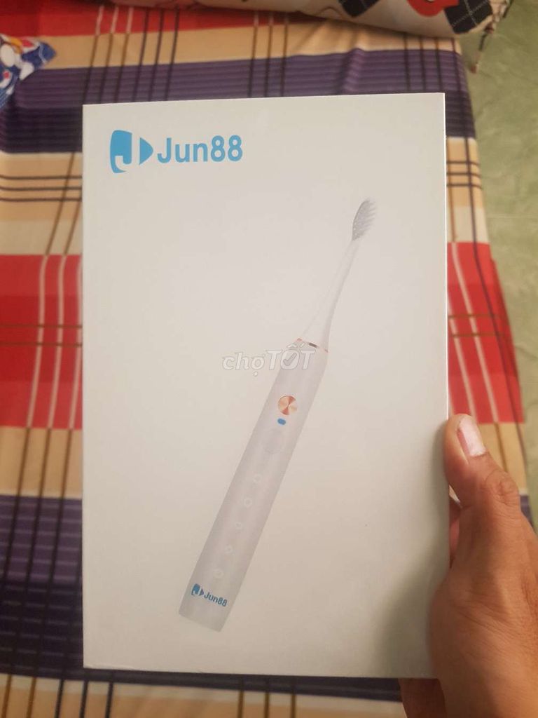 Bàn chải điện Jun88 Trắng. Mua bán Thiết bị vệ sinh, nhà tắm tại Quận 11 Tp Hồ Chí Minh được đăng bởi NGUYỄN TUẤN hình 1