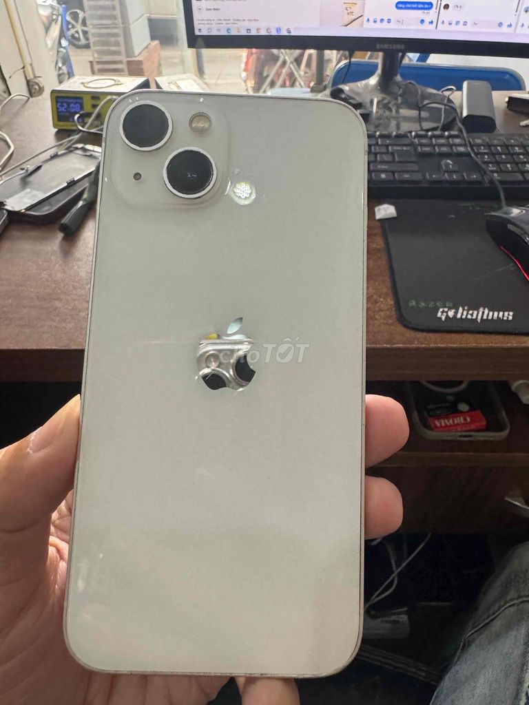 Apple iPhone 13 Trắng. Mua bán Điện thoại tại Quận Cầu Giấy Hà Nội được đăng bởi MUA BÁN LAPTOP GAMING VP hình 1