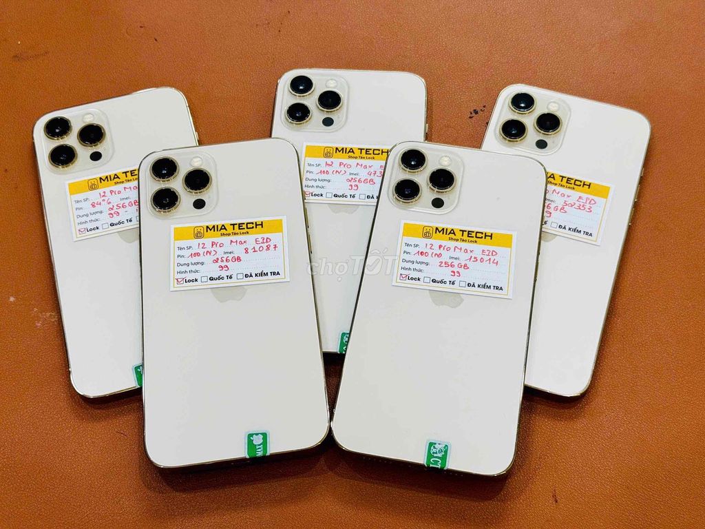 iPhone 12 Pro Max Lock 256GB Vàng 99%. Mua bán Điện thoại tại Quận Ba Đình Hà Nội được đăng bởi Huy Trần hình 1