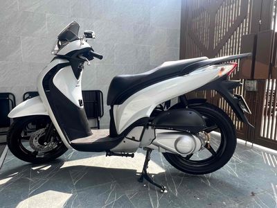 SH 150i Nhập Ý SM 110 BSTP Odo 15k.km Xe Leng Keng. Mua bán Xe máy tại Quận 7 Tp Hồ Chí Minh được đăng bởi Võ Phương 