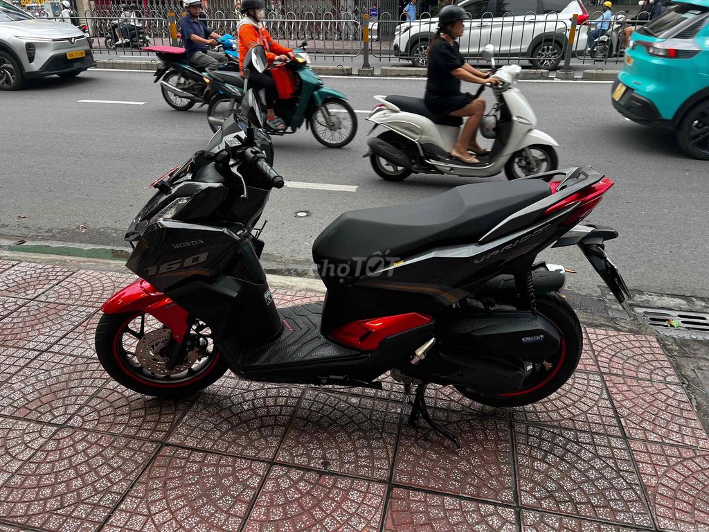 Смарткей Honda Vario 160 2023 ABS черный, красный