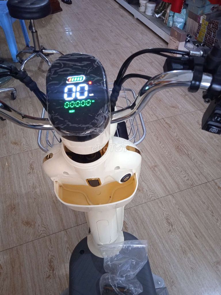 Xe đạp điện mới tinh. Mua bán Xe điện tại Huyện Đông Hưng Thái Bình được đăng bởi Họ và tên hình 3