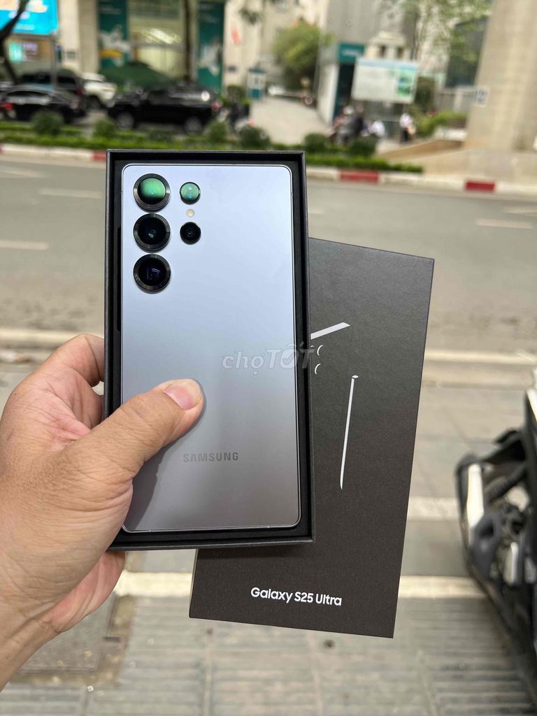 Samsung S25 Ultra 256GB Xanh. Mua bán Điện thoại tại Quận Cầu Giấy Hà Nội được đăng bởi Đỗ Trung Việt hình 1