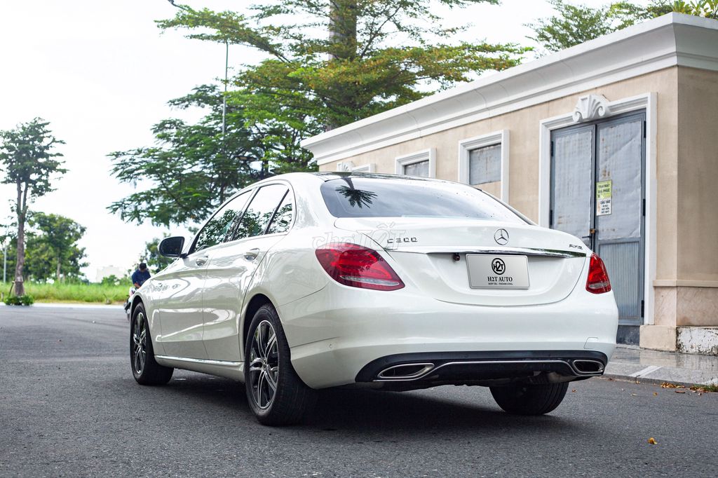 Mercedes Benz C200 2018 - 48000 km. Mua bán Ô tô tại Thành phố Thủ Đức Tp Hồ Chí Minh được đăng bởi H2T Auto hình 6
