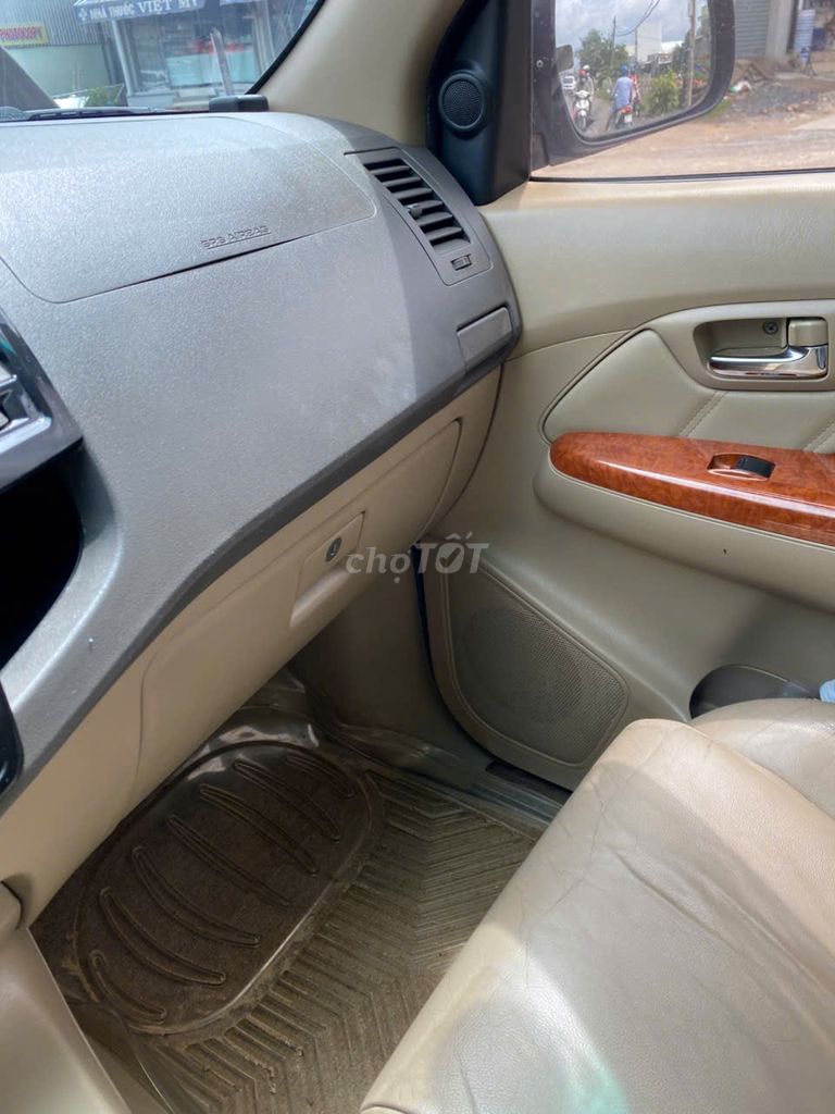 Toyota Fortuner 2009 2.7V - 118000 km. Mua bán Ô tô tại Quận 8 Tp Hồ Chí Minh được đăng bởi Văn Phát hình 4