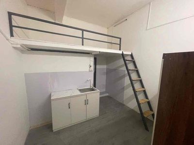 cho thuê căn hộ gác full nội thất: máy lạnh, tủ lạnh, tủ quần ao