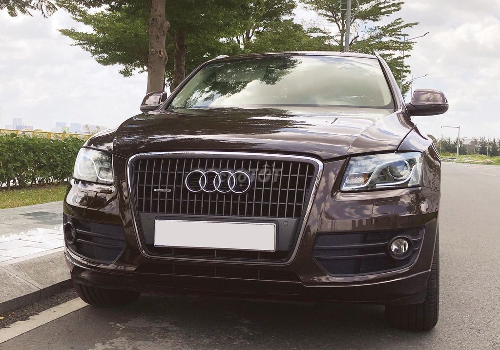 Audi Q5 Nâu Xăng Tự động 5 chỗ