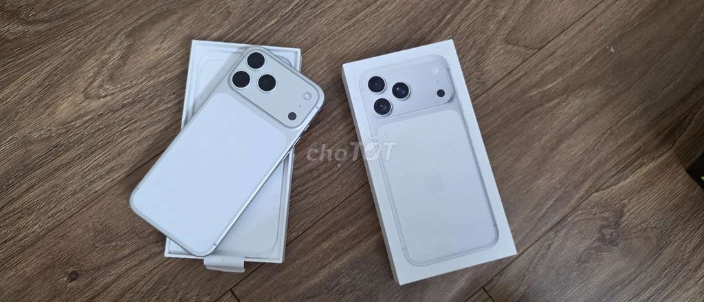 Apple iPhone 17 Pro Max 256GB Trắng chính hãng VN. Mua bán Điện thoại tại Quận Cầu Giấy Hà Nội được đăng bởi Nguyễn Quyền hình 1