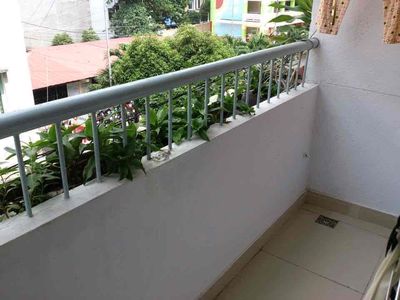 Cho thuê chung cư 3 PN, hai ban công, nội thất đầy đủ