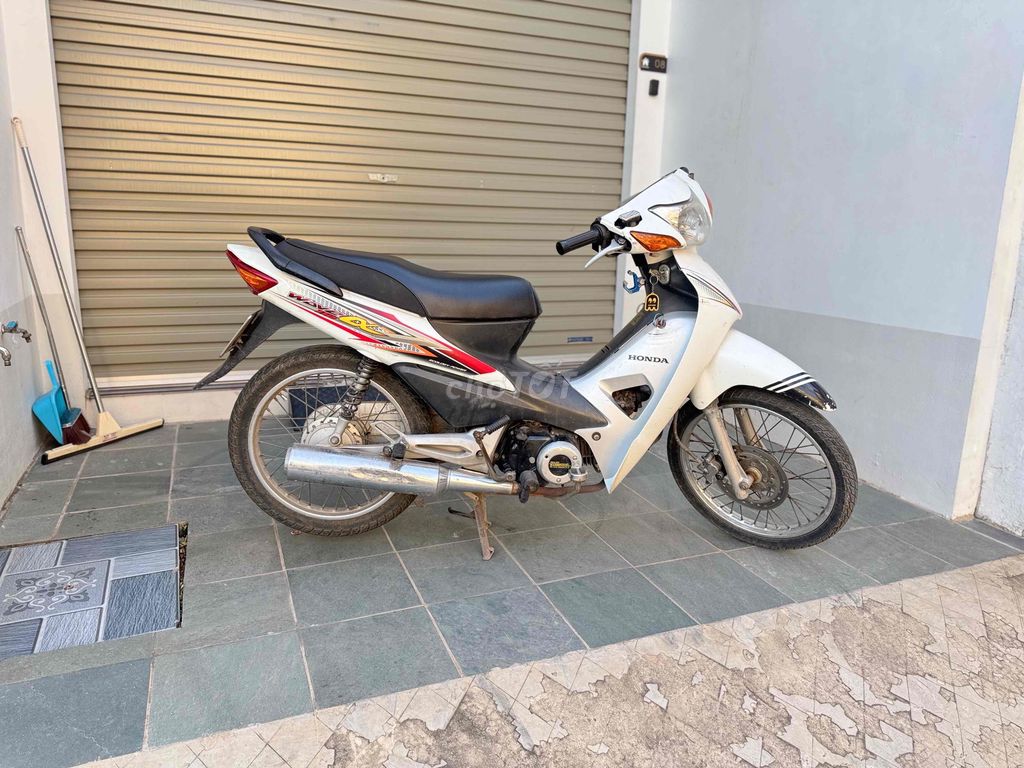 Honda Wave 2009 Trắng Việt Nam