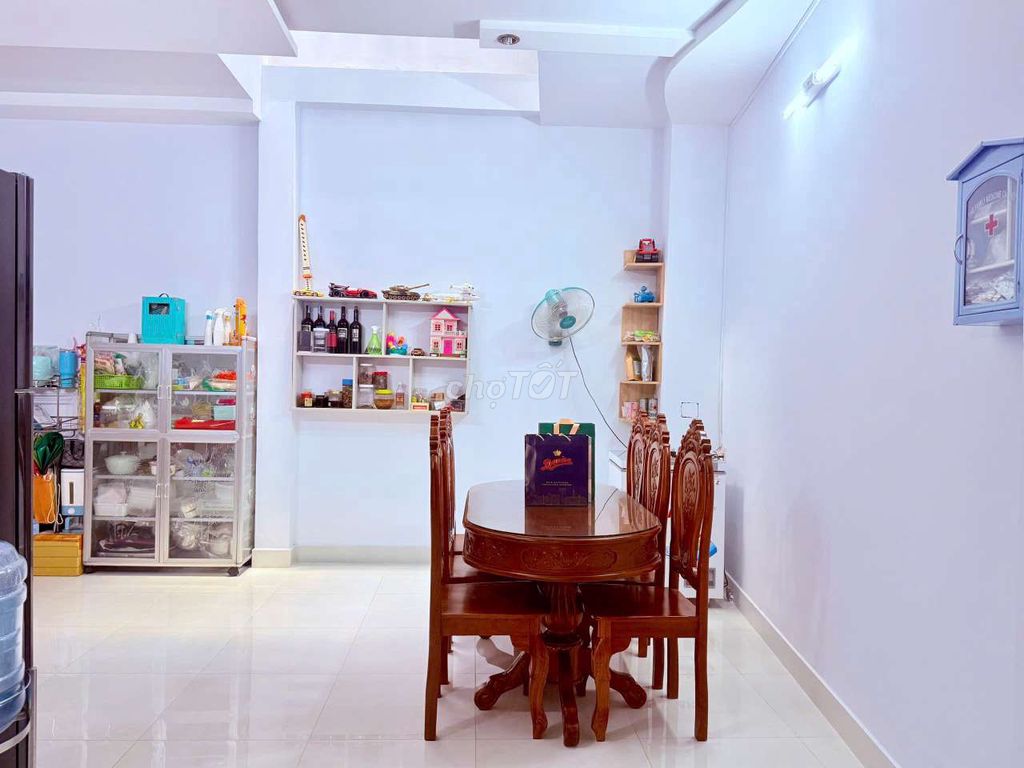 Nhà hẻm 759 Hương Lộ 2, dt rộng, chính chủ