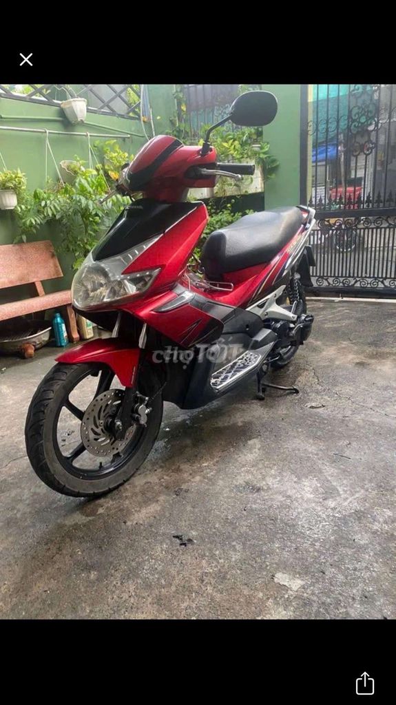 Honda Air Blade 2025 красный