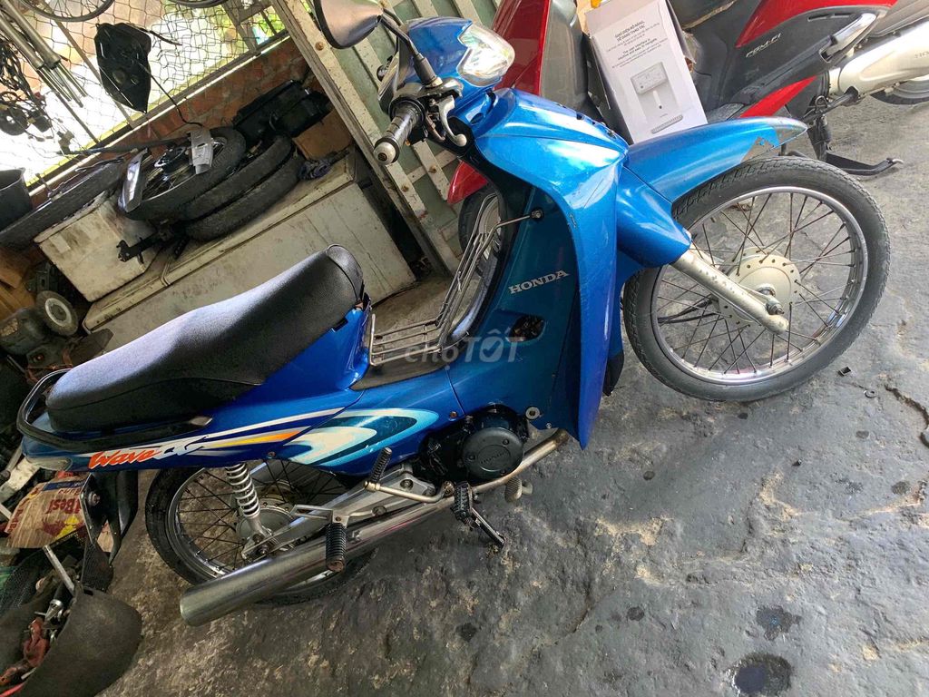 Wave alpha 2002 lóc đen 9chủ bao kí sang tên được. Mua bán Xe máy tại Huyện Long Hồ Vĩnh Long được đăng bởi Phạm Tuấn  hình 3