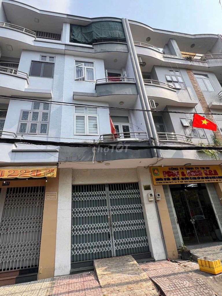 11ty8 thương lượng nhà mặt tiền đường nhựa 12m kdc Bông Sao 