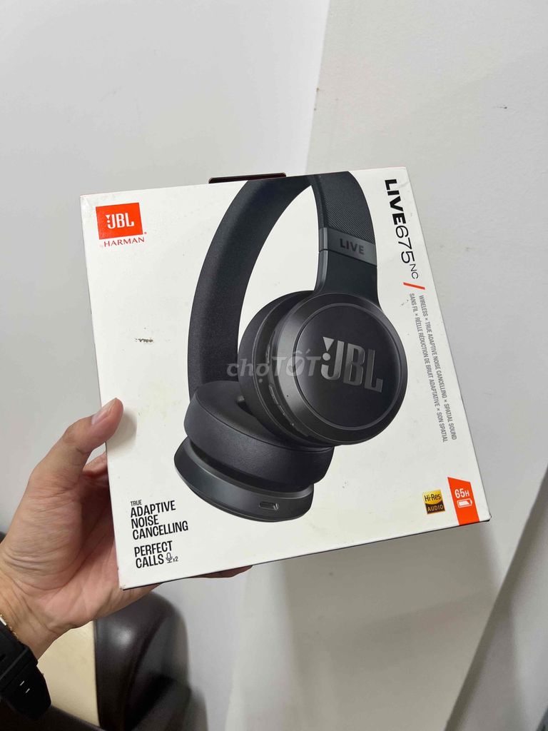Tai nghe JBL LIVE 675NC Đen chống ồn. Mua bán Tivi, Âm thanh tại Quận 3 Tp Hồ Chí Minh được đăng bởi Huy Nguyen hình 1