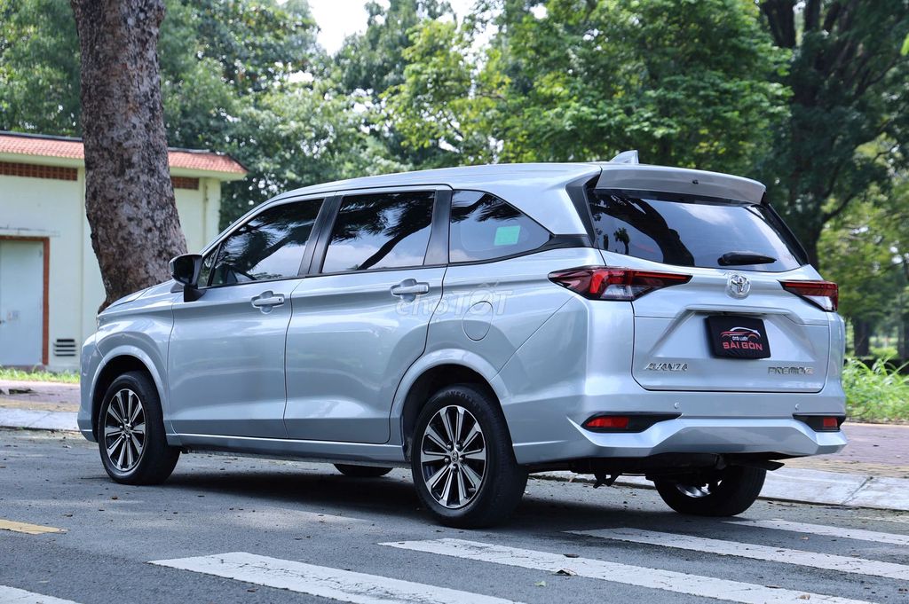 Toyota Avanza 2022 МКПП Серебристый