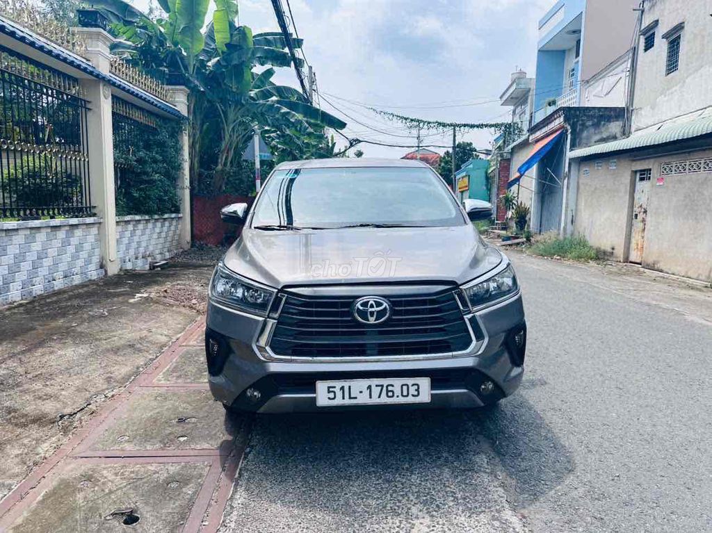 Toyota Innova 2019 2.0E