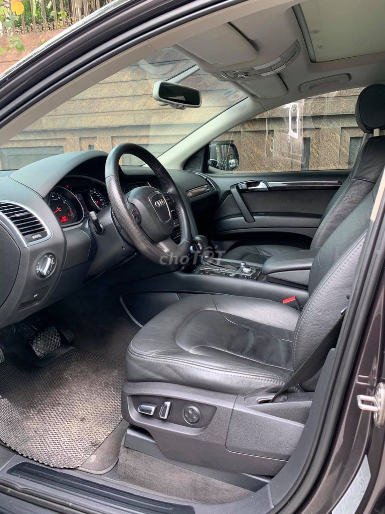 Audi Q7 3.6AT 2011 nhập khẩu Đức. Mua bán Ô tô tại Quận Gò Vấp Tp Hồ Chí Minh được đăng bởi Xuân Trường hình 8