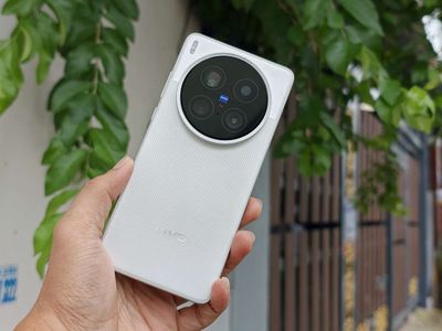 Vivo X200 Ultra 12GB/256GB Bạc ZEISS