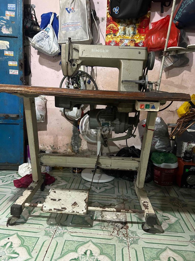 Bán bộ máy may như hình có máng dầu
