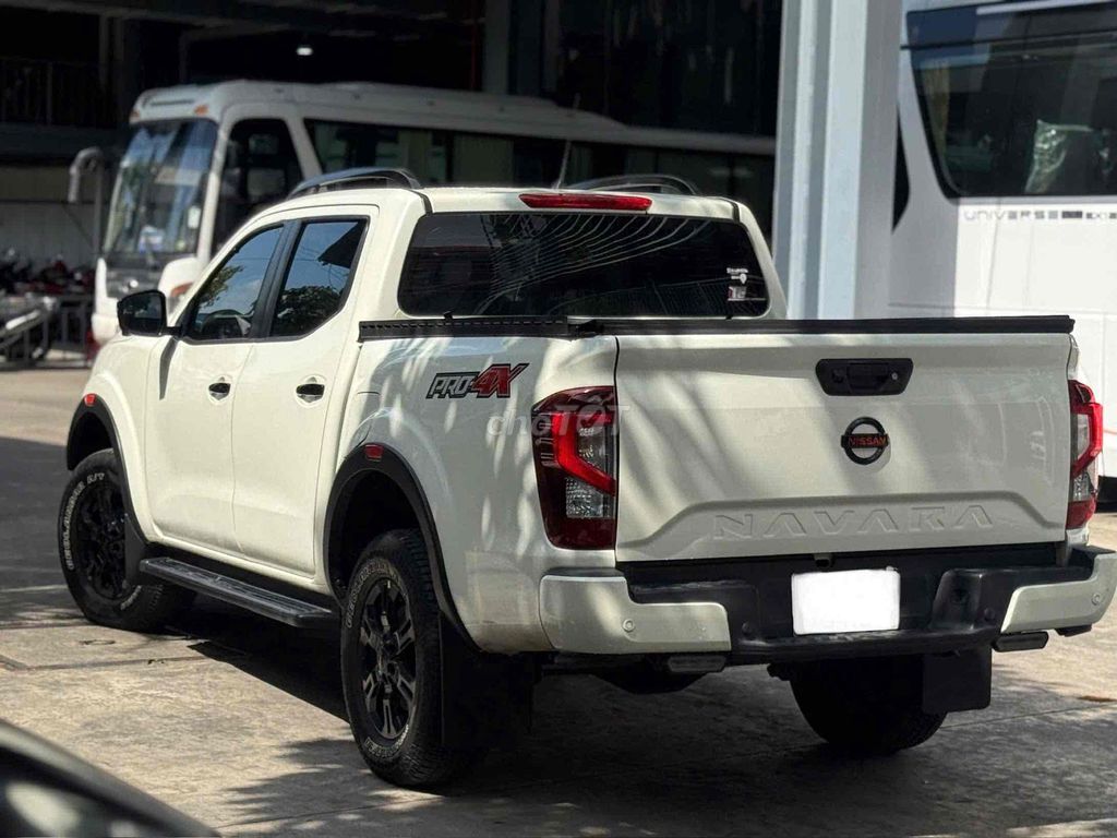 Nissan Navara 2022 PRO4X - 21000 km. Mua bán Ô tô tại Quận Tân Phú Tp Hồ Chí Minh được đăng bởi Hoang Long Geely hình 8