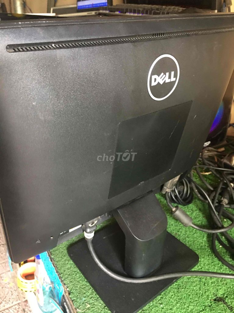 Màn hình Dell 17 inch vuông đẹp