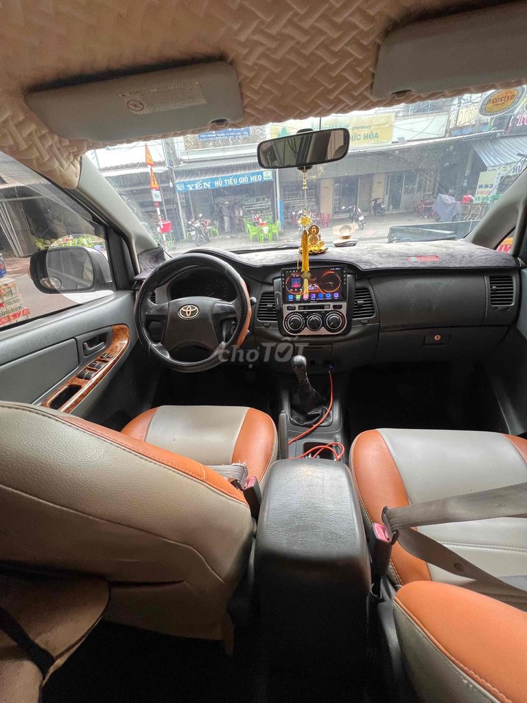 Toyota Innova 2013 2.0E - 110000 km. Mua bán Ô tô tại Thị xã Bến Cát Bình Dương được đăng bởi Nguyễn Trọng Hùng hình 6