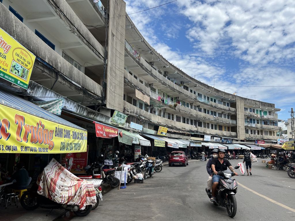 Bán Shophouse Chợ Đầm - Nha Trang giá 2.85ty hàng hiếm thị trường.