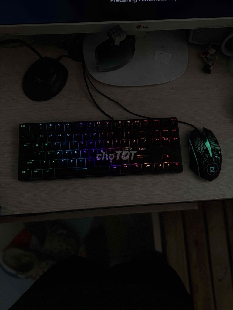 Bàn phím cơ Dareu Đen. Mua bán Phụ kiện (Màn hình, Chuột...) tại Quận 11 Tp Hồ Chí Minh được đăng bởi Nguyễn Đức Minh hình 1