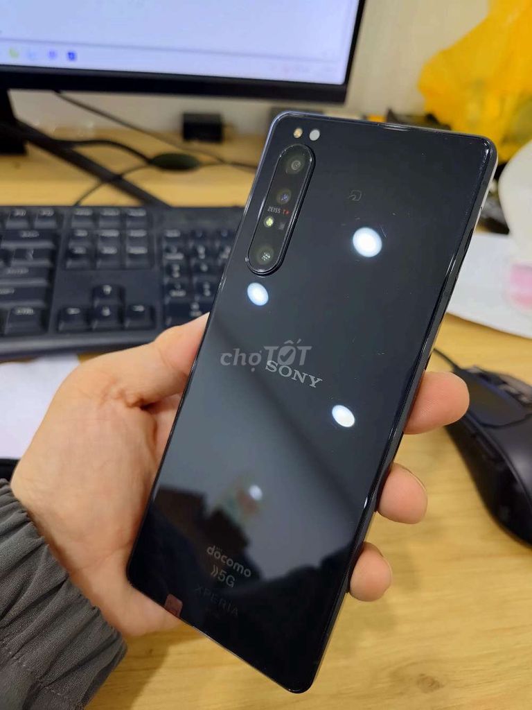 Sony Xperia 1 II (mark 2) Nhật 97%. Mua bán Điện thoại tại Quận 7 Tp Hồ Chí Minh được đăng bởi Huỳnh Thanh Phúc hình 1