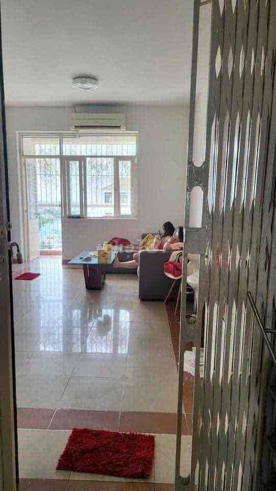 bán chung cư 312 lạc long quân p5 quận 11 căn góc