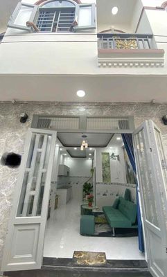 BÁN GẤP NHÀ 80m ra đường chính 200m tới chợ trường học 390triệu. Mua bán nhà ở tại Huyện Hóc Môn Tp Hồ Chí Minh được đăng bởi Ann