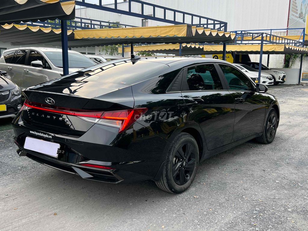 Hyundai Elantra 2023 1.6 AT Đặc biệt - 555Tr. Mua bán Ô tô tại Quận Ninh Kiều Cần Thơ được đăng bởi Chuyên Mua Bán Ô Tô Qua Sử Dụng Carpla Cần Thơ hình 7