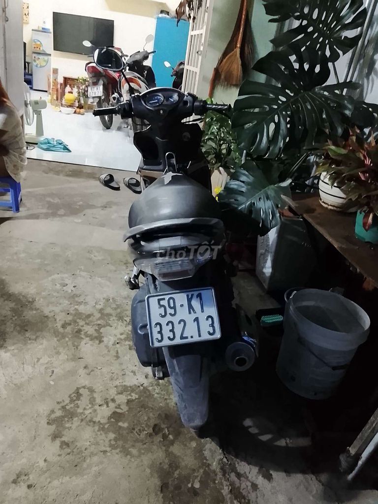 Yamaha hayate Đen Vàng đồng. Mua bán Xe máy tại Thành phố Thủ Đức Tp Hồ Chí Minh được đăng bởi Ngọc lam hình 2