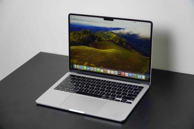 Macbook Air M2/16/256 13 inch Pin 100% Silver 99%. Mua bán Laptop tại Quận Bình Thạnh Tp Hồ Chí Minh được đăng bởi Đình Toàn