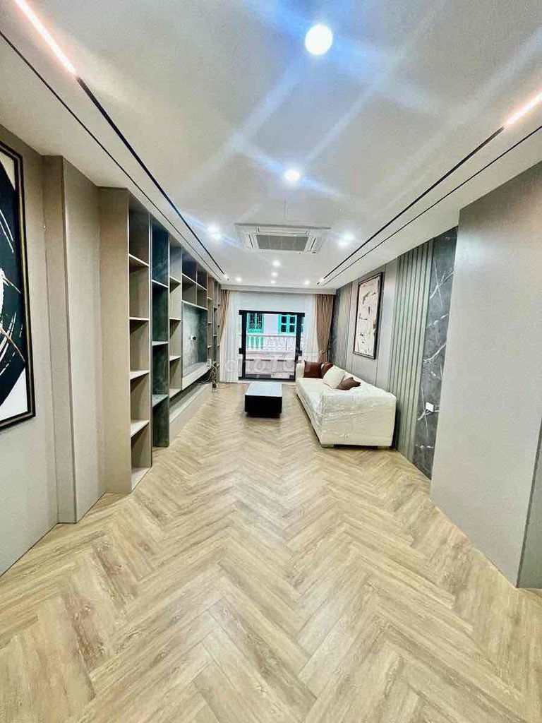 Nhà đẹp phố Bạch Mai 2 thoáng dân xây 35m2x 5T giá nhỉnh 6 tỷ sổ CC có