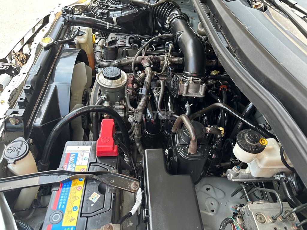 Toyota INNOVA 2.0E cuối 2014 form mới 2015, số tay. Mua bán Ô tô tại Huyện Sóc Sơn Hà Nội được đăng bởi Salon Auto Đào Hằng hình 3