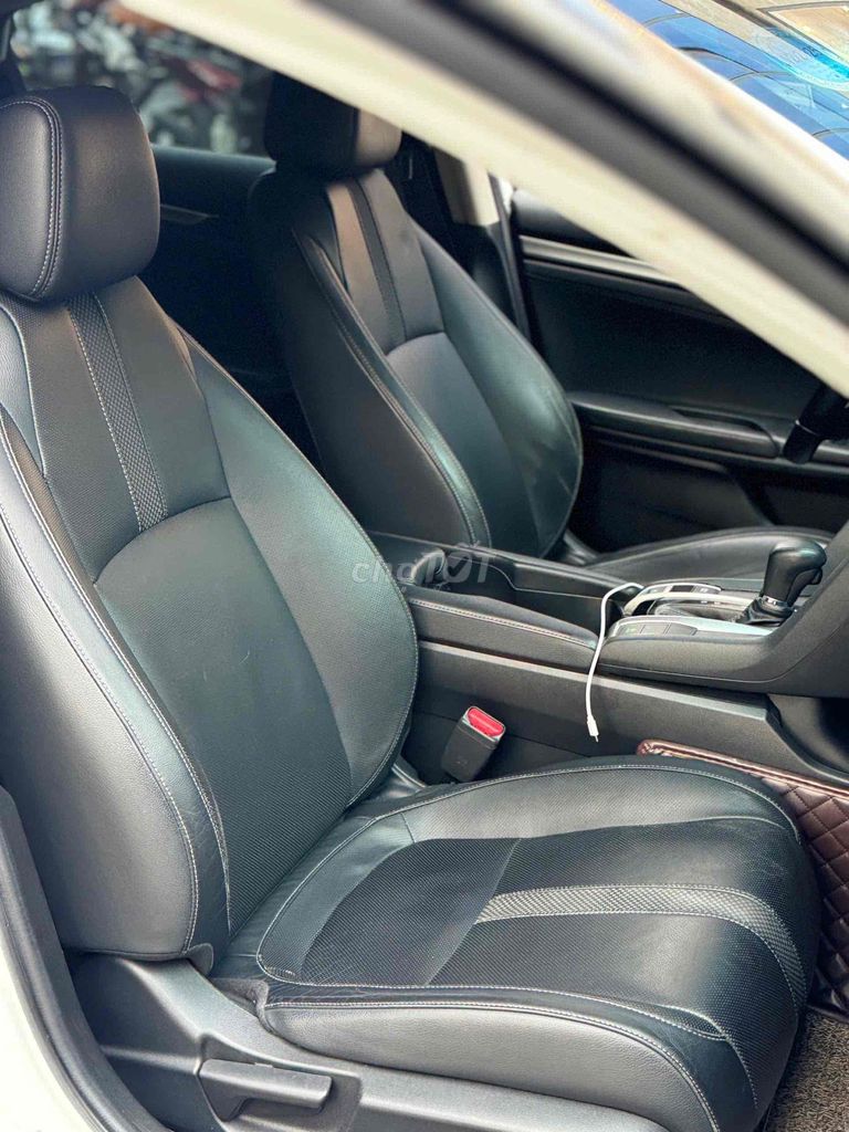 Honda Civic 2019 G 1.8 AT - 60000 km. Mua bán Ô tô tại Huyện Trảng Bom Đồng Nai được đăng bởi Cường hình 7