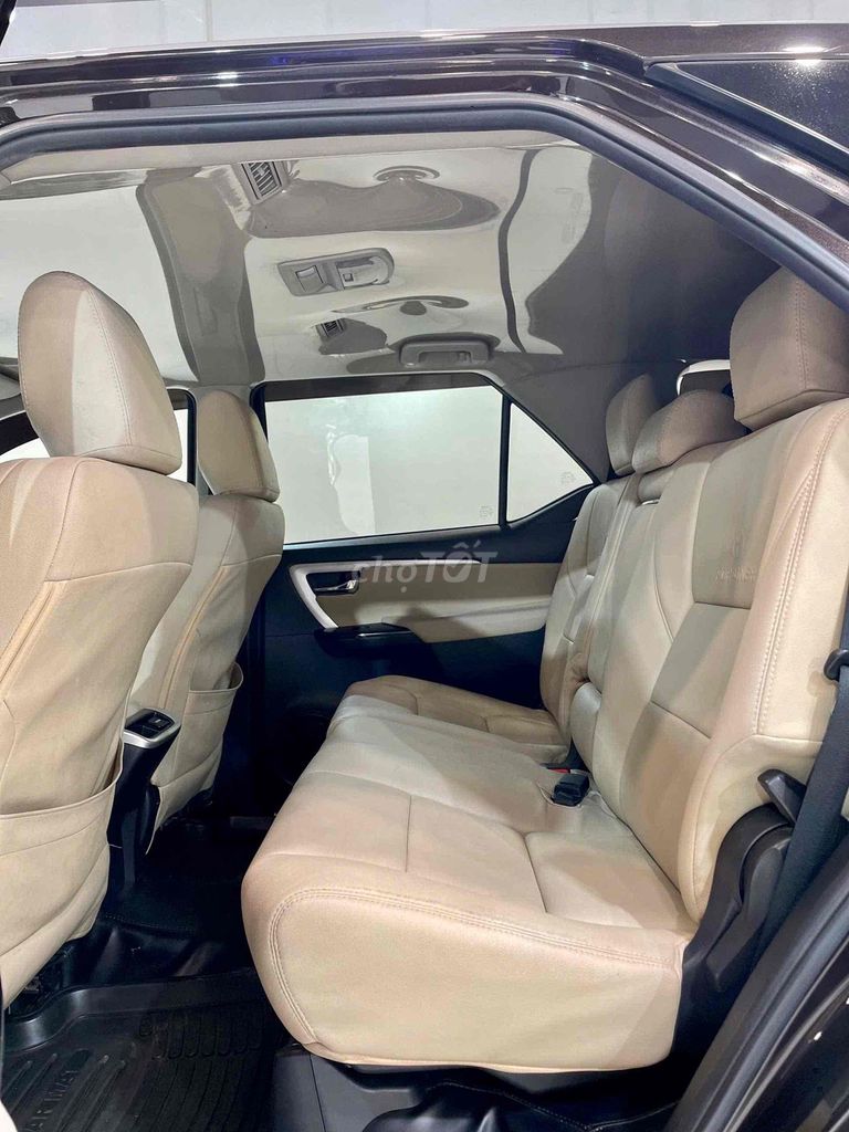 Toyota Fortuner 2018 odo chuẩn full lịch sử hãng. Mua bán Ô tô tại Quận Tân Phú Tp Hồ Chí Minh được đăng bởi Gia Nhi Phúc Khang Auto  hình 6