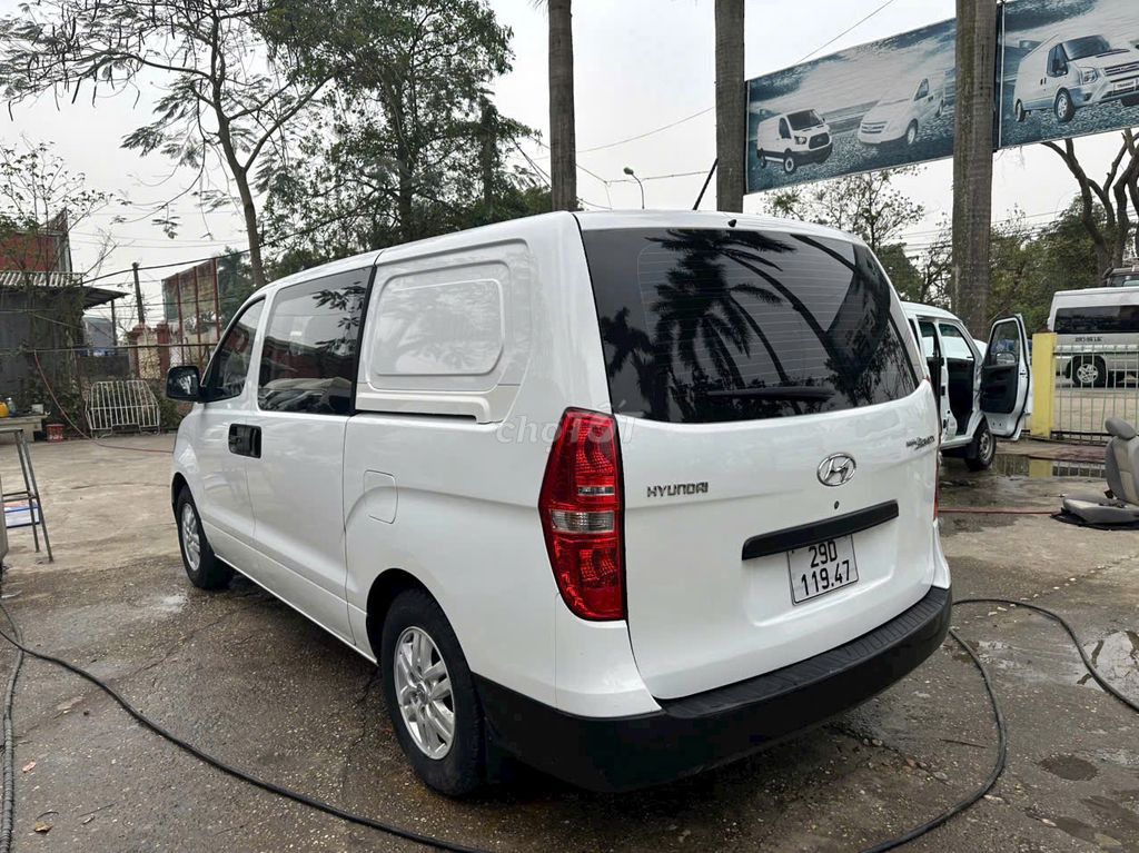 Huyndai Starex sản xuất 2016 - 80000 km. Mua bán Ô tô tại Huyện Đông Anh Hà Nội được đăng bởi siêu thị ô tô Nhật Bắc hình 5