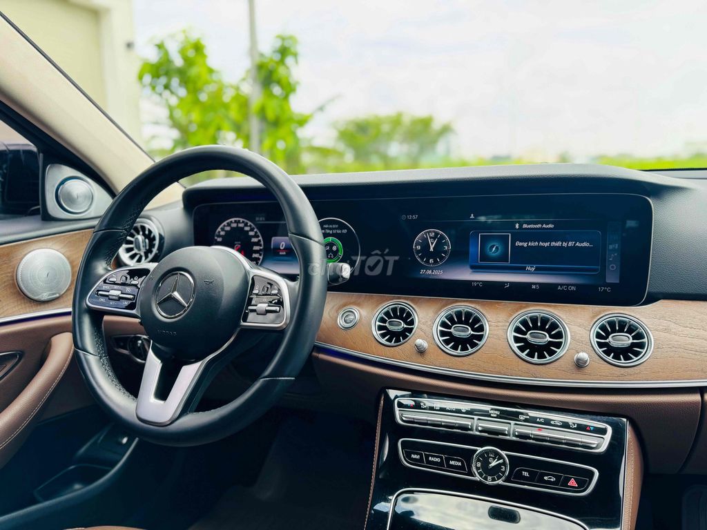 Mercedes Benz E Class 2017 E200 - 80.000km. Mua bán Ô tô tại Quận 7 Tp Hồ Chí Minh được đăng bởi Phạm Tân Tiến  hình 20