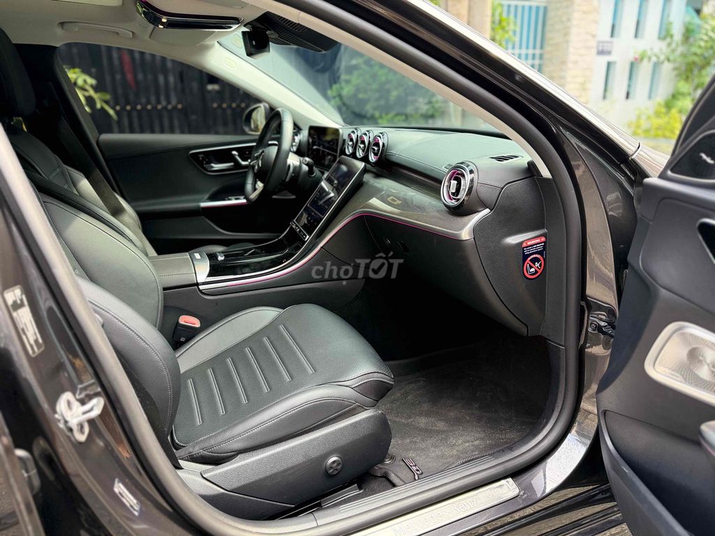 Mercedes Benz C Class 2022 C300 AMG - 9000 km. Mua bán Ô tô tại Quận 12 Tp Hồ Chí Minh được đăng bởi a trung hình 17