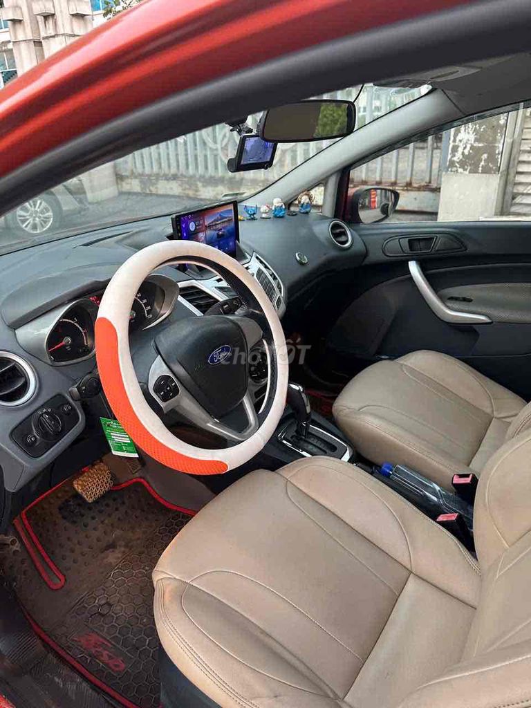 Ford Fiesta Cam 5 chỗ Số tự động. Mua bán Ô tô tại Huyện Hoài Đức Hà Nội được đăng bởi Đức Giang hình 5